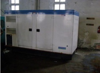 德州康明斯150kw大型柴油二手发电机组